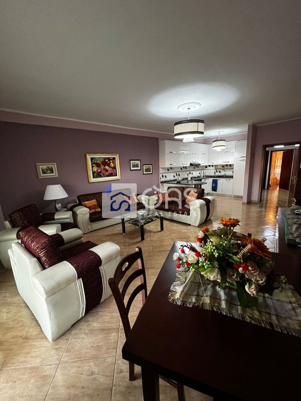 Appartamento 2+1 in affitto a Astir, Tirana, 125 m²