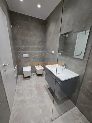 Penthouse 2+1 në shitje në Bulevardi Zhan D’Ark, Tiranë, 97 m². Foto 7 nga 11