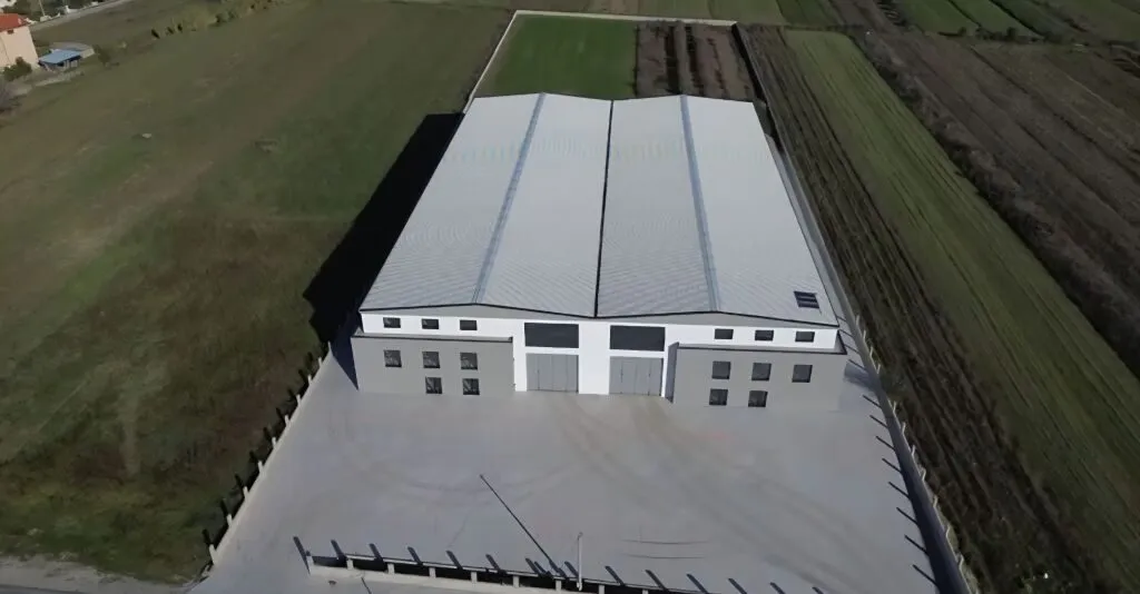Warehouse for sale in Manez, Durrës, 3,700 m². Photo 1 of 5