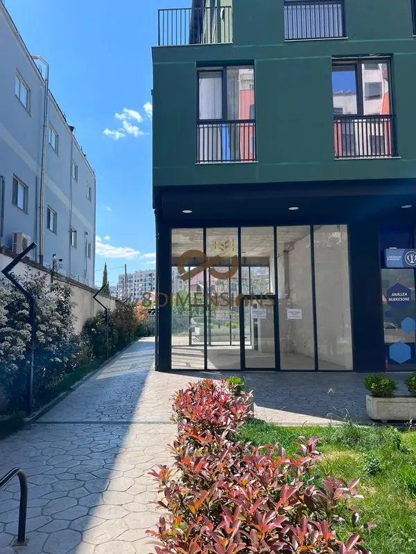 Dyqan në shitje në Yzberisht, Tiranë, 75 m²