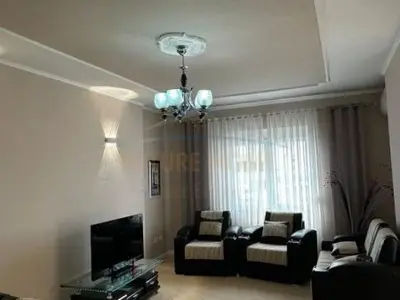 Apartament 1+1 me qera në Ish-URT, Durrës, 110 m². Foto 7 nga 7