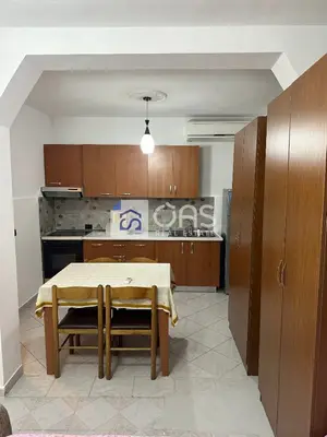 Garsoniere me qera në Komuna e Parisit, Tiranë, 45 m². Foto 3 nga 4