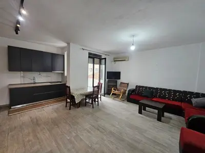 Appartamento 2+1 in affitto a Durres Port, Durazzo, 80 m². Foto 11 di 11