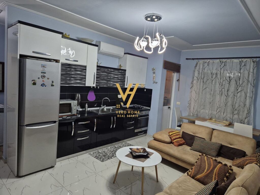 Apartament 2+1 me qera në Tregu Elektrik, Tiranë, 94 m². Foto 2 nga 3