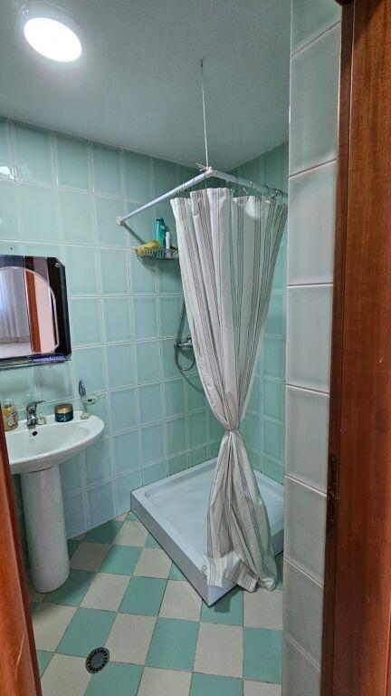 Apartament 2+1 në shitje në Sheshi Skënderbej, Tiranë, 110 m². Foto 5 nga 9