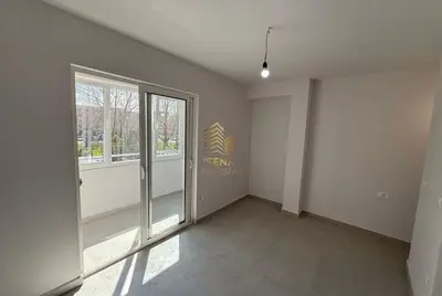 Commercial space for rent in Bulevardi Zhan D’Ark, Tirana, 103 m². Photo 6 of 12