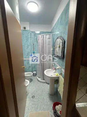 Apartament 1+1 me qera në Rruga Fortuzi, Tiranë, 65 m². Foto 4 nga 6