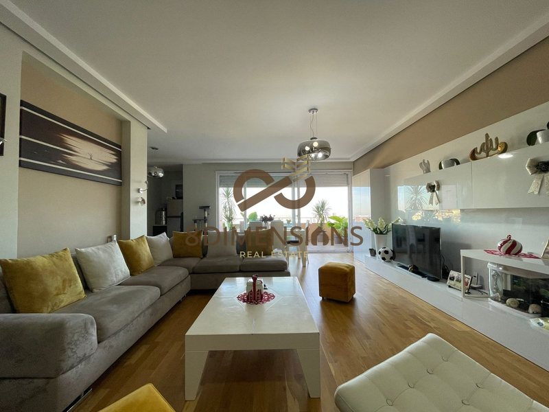 Appartamento 3+1 in vendita a Kopshti Botanik Zoologjik, Tirana, 180 m²
