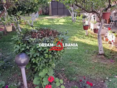 Villa 1+1 for sale in Lagjia 13, Durrës, 679 m². Photo 3 of 10