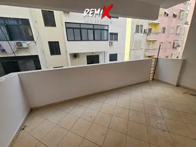 Apartament 2+1 me qera në Rruga Mujo Ulqinaku, Durrës, 120 m². Foto 7 nga 9
