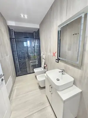 Appartamento 1+1 in affitto a Rruga Vellazerimi, Durazzo, 60 m². Foto 10 di 12