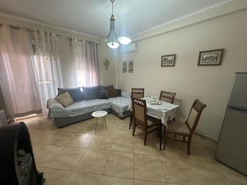 Appartamento 1+1 in affitto a Spitali pediatria infektive, Tirana, 65 m²