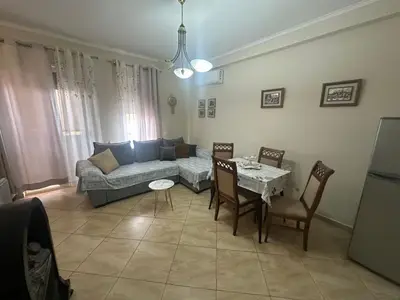 Appartamento 1+1 in affitto a Spitali pediatria infektive, Tirana, 65 m². Foto 1 di 5