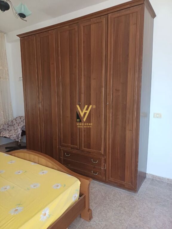 Apartment 2+1 for rent in 21 Dhjetori, Tirana, 115 m². Photo 3 of 3