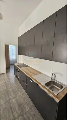 Apartament 2+1 në shitje në 21 Dhjetori, Tiranë, 76 m². Foto 3 nga 8