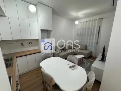 Apartament 1+1 me qera në Ali Demi, Tiranë, 55 m². Foto 4 nga 5