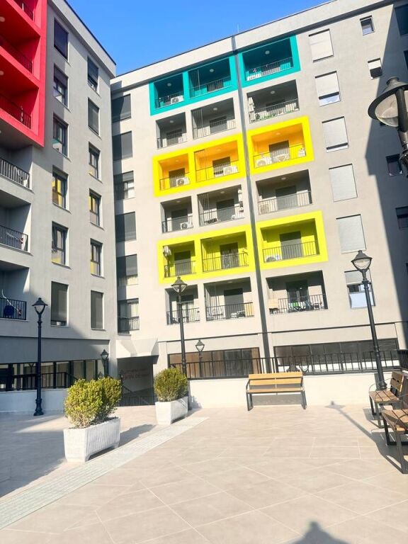 Appartamento 1+1 in vendita a Paskuqan, Kamza, 69 m². Foto 1 di 3