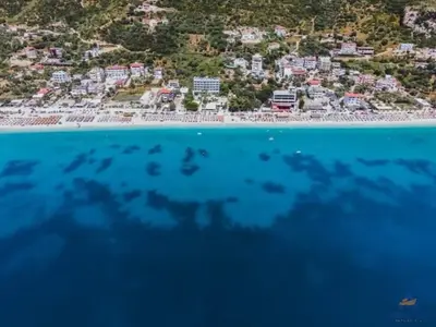 Land for sale in Borsh, Vlorë, 527 m². Photo 3 of 3