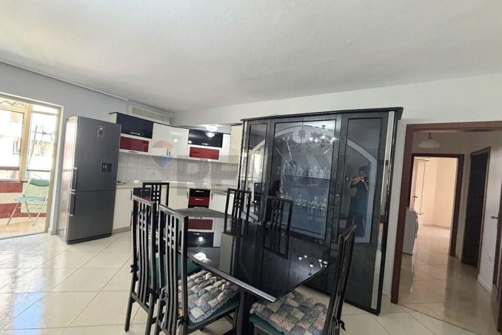 Apartment for rent in Rruga Sami Frashëri, Tirana, 130 m². Photo 2 of 3