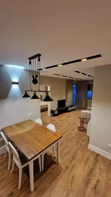Apartament 2+1 me qera në Yzberisht, Tiranë, 100 m². Foto 6 nga 9