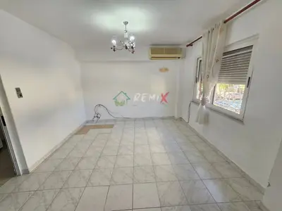 Appartamento 1+1 in affitto a Drejtoria e Policise, Durazzo, 60 m². Foto 5 di 9