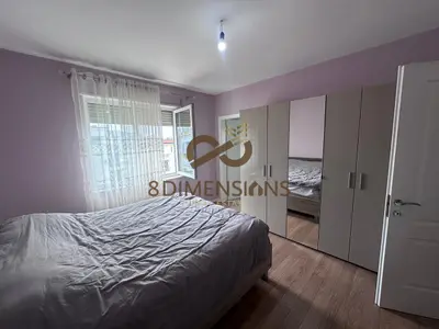 Apartament 2+1 me qera në Liqeni i Thatë, Tiranë, 80 m². Foto 3 nga 8