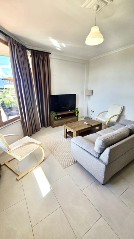 Apartament 3+1 me qera në Vilat Gjermane, Tiranë, 150 m²