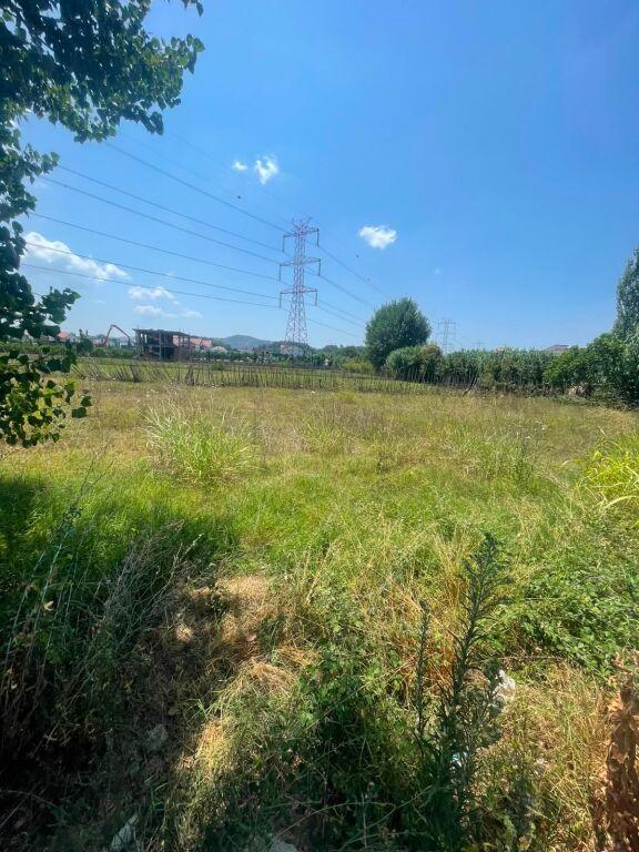 Tokë në shitje në Rruga Skënderbeu, Kamëz, 1 350 m²