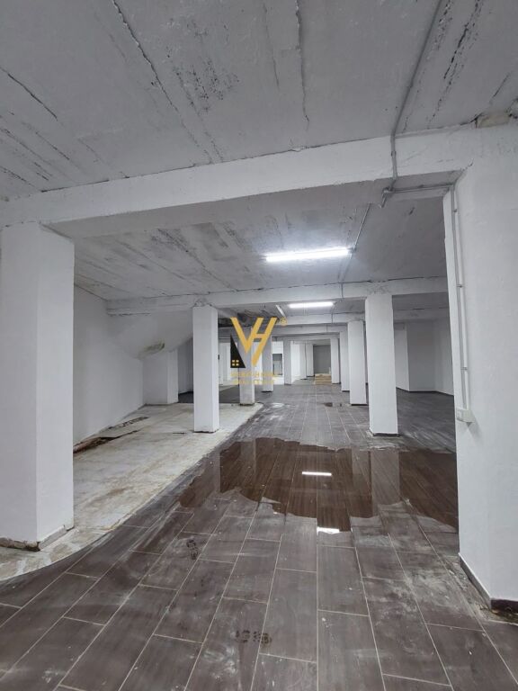 Ambient biznesi me qera në Prokuroria e Tiranës, Tiranë, 400 m². Foto 3 nga 3