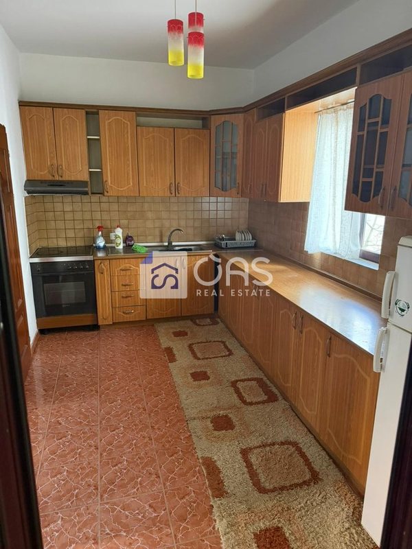 Apartament 1+1 me qera në Bulevardi i Ri, Tiranë, 110 m²