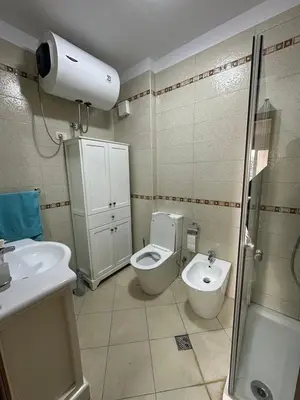 Apartament 2+1 në shitje në Kompleksi Kontakt - Elegant Apartment, Tiranë, 120 m². Foto 6 nga 7