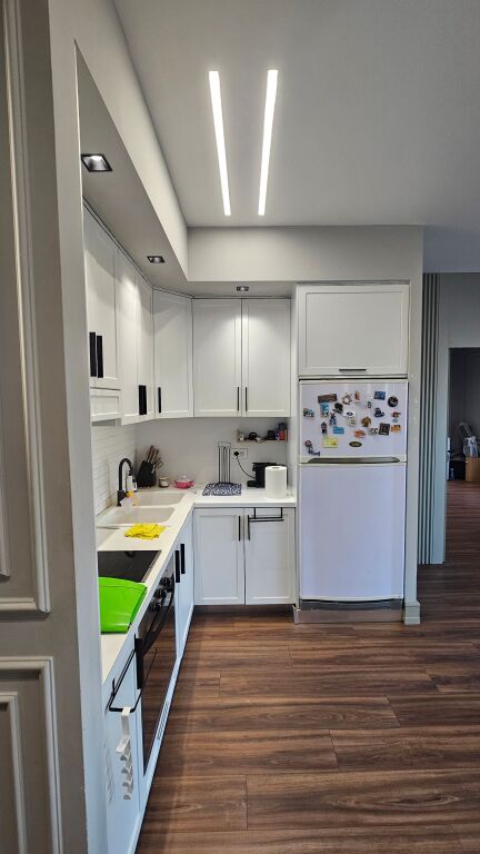 Apartment 2+1 for sale in Liqeni i Thatë, Tirana, 110 m². Photo 2 of 3