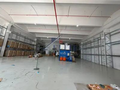 Magazinë me qera në Autostrada Tirane - Durres, Tiranë, 897 m². Foto 7 nga 12