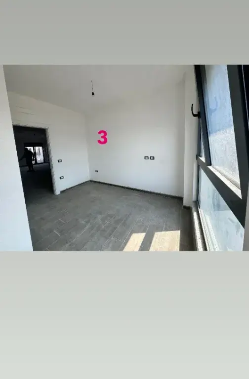 Appartamento 3+1 in affitto a Rruga Jordan Misja, Tirana, 110 m². Foto 3 di 3