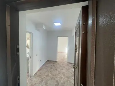 Appartamento 2+1 in affitto a Stacioni i Trenit, Tirana, 75 m². Foto 3 di 6