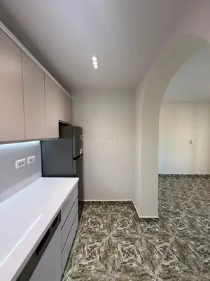 Apartment 2+1 for rent in Stacioni i Trenit, Durrës, 77 m². Photo 8 of 12