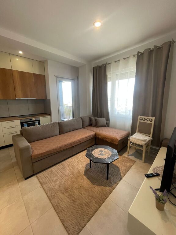 Appartamento 1+1 in affitto a Pallati me Shigjeta, Tirana, 70 m². Foto 2 di 3