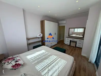 Appartamento 3+1 in affitto a Porcelan, Tirana, 140 m². Foto 3 di 5