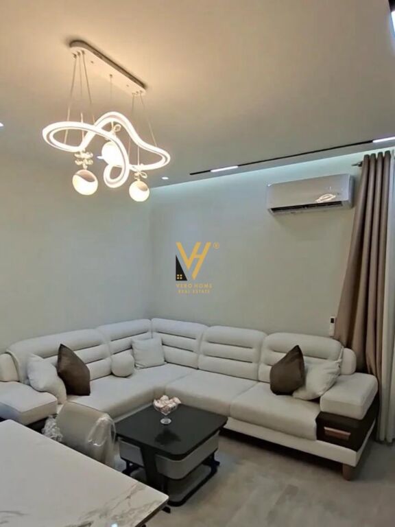 Apartament 1+1 me qera në Rruga e Dibrës, Tiranë, 70 m²