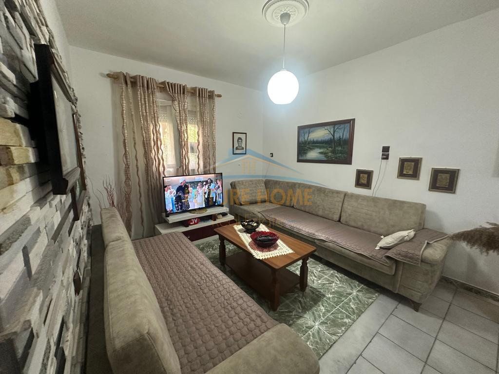 House for sale in Oxhaku, Tirana, 299 m²