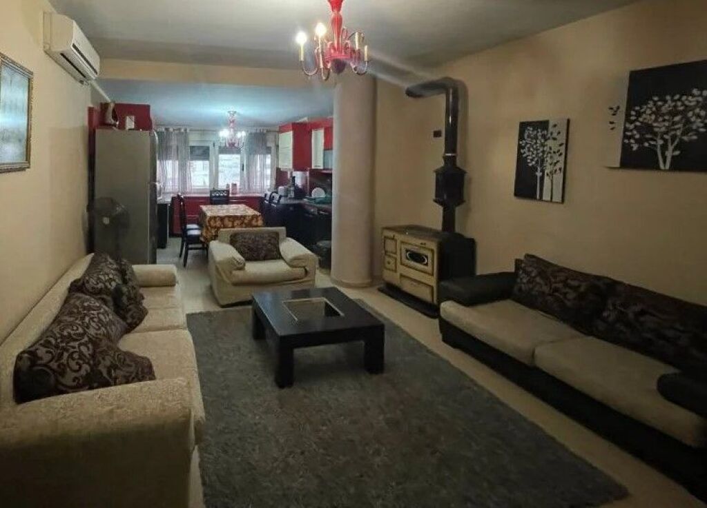 Apartment 3+1 for rent in Ali Demi, Tirana, 120 m². Photo 1 of 3
