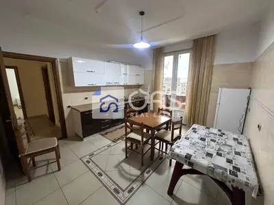Apartament 3+1 me qera në Kinostudio, Tiranë, 140 m². Foto 2 nga 8