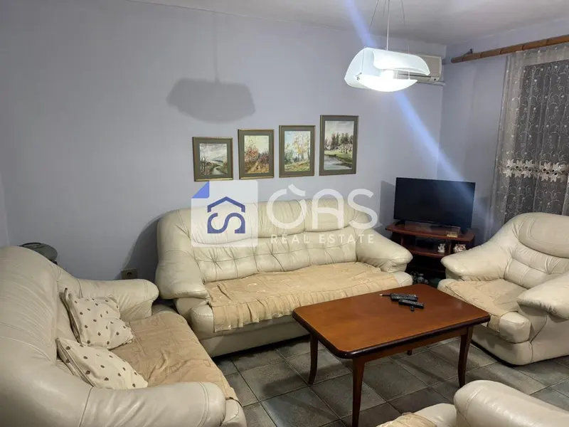 Appartamento 2+1 in affitto a Kryqezimi brrylit, Tirana, 80 m²
