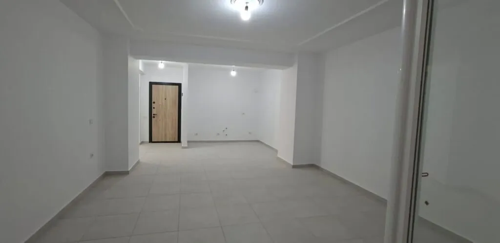 Apartament 3+1 në shitje në Tregu Industrial, Durrës, 124 m². Foto 1 nga 12