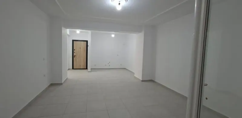 Appartamento 3+1 in vendita a Tregu i Vogel Industrial, Durazzo, 124 m²