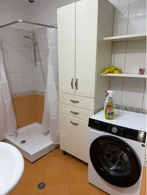 Apartament 2+1 me qera në Rruga Mujo Ulqinaku, Durrës, 87 m². Foto 10 nga 10