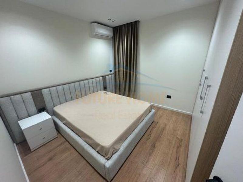 Apartament 1+1 me qera në Rruga e Moisive, Durrës, 72 m². Foto 2 nga 5