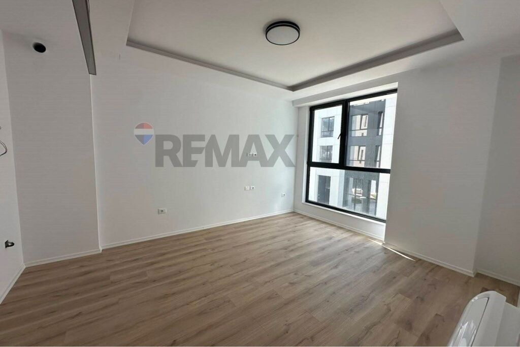 Appartamento in affitto a Jordan Misja, Tirana, 55 m². Foto 2 di 3
