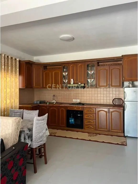 Apartament me qera në Laprakë, Tiranë, 65 m²