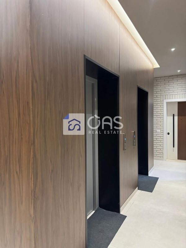 Apartament 1+1 në shitje në Pallati me Shigjeta, Tiranë, 47 m². Foto 2 nga 3